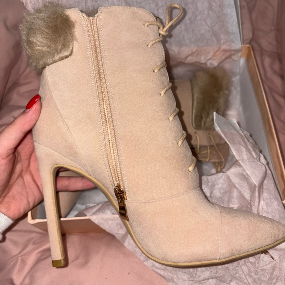 Elegant Beige Ankle Boots SIMMI SHOES